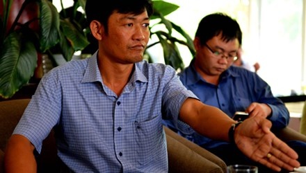 Thiếu tá Quang tại cuộc gặp mặt các nhà báo.