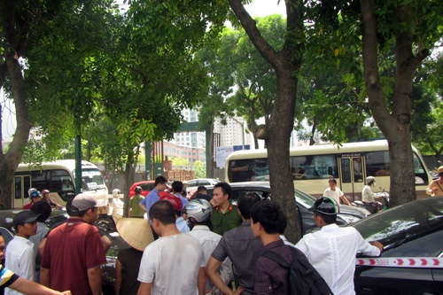 Cuu Pho ban to chuc Quan uy Cau Giay doi dien an tu hinh hinh anh