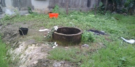 Co ruot vut chau xuong gieng vi mau thuan voi anh trai hinh anh