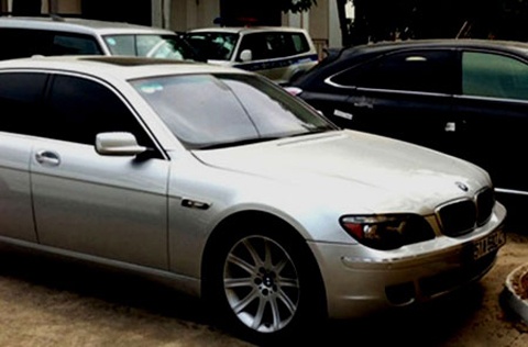 Hang chuc xe ngoai giao ton dong tai cang Da Nang hinh anh