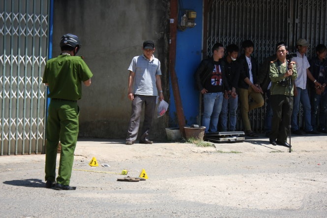 Bat 7 nghi pham vu hon chien lam mot nguoi chet hinh anh