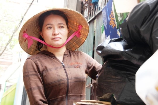 Mat ngu, chi mua ve chai sot ruot cho nhan 5 trieu yen hinh anh