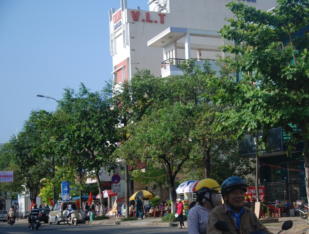 Do du khách đến Đà Nẵng nhiều nên đã khan hiếp phòng nghỉ khách sạn. Ảnh: Đoàn Nguyên.