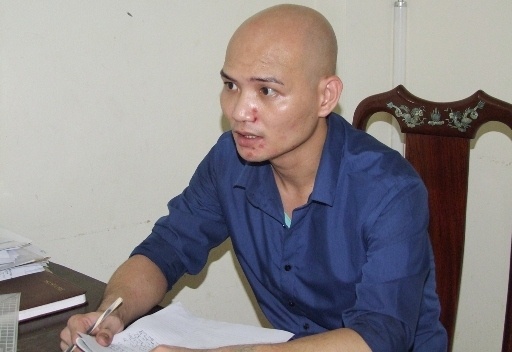 Nguyễn Ngọc Phong tại cơ quan công an.