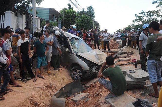 Khong co bang lai, say ruou lai xe tong chet 2 nguoi hinh anh