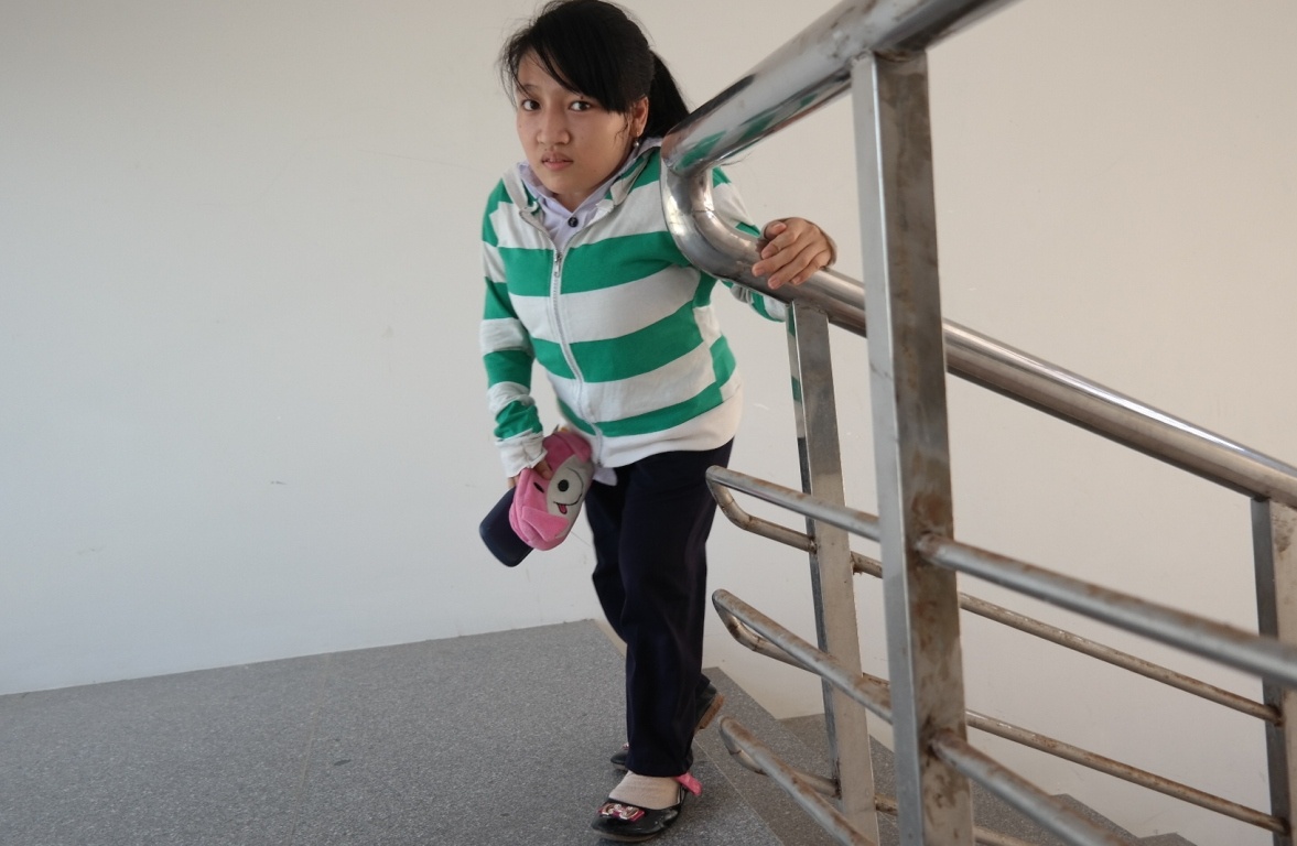 Thi sinh cao 0,8 m, nang 24 kg, uoc mo thanh ky su CNTT hinh anh