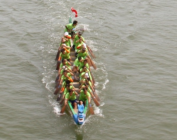 Le hoi dua thuyen mung 70 nam Quoc khanh hinh anh