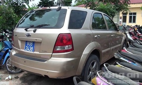 Dung xe 80B tuyen 'osin' cho cac dai gia A Rap hinh anh