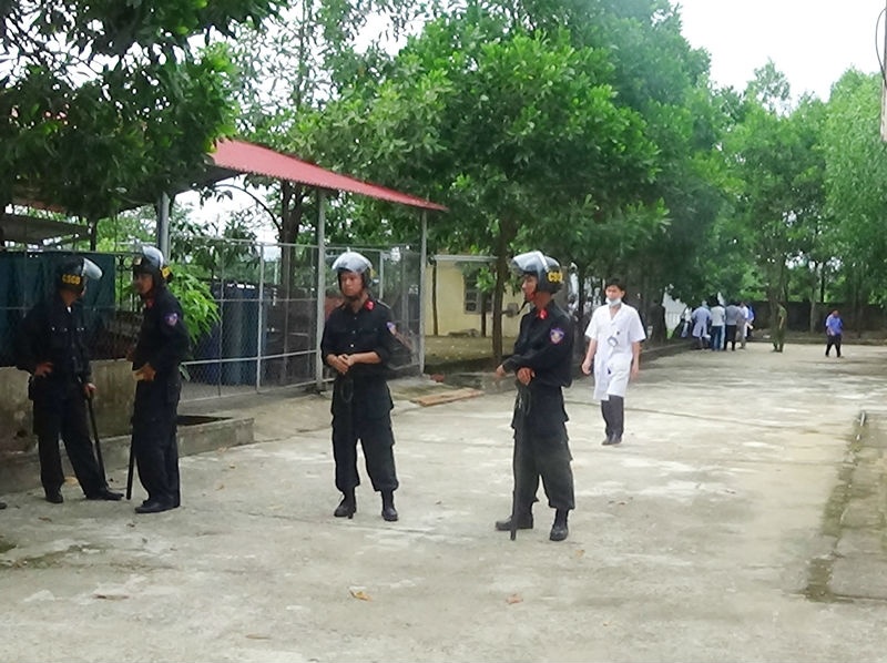 Dai ta cong an noi ve vu ong lao 71 tuoi treo co hinh anh