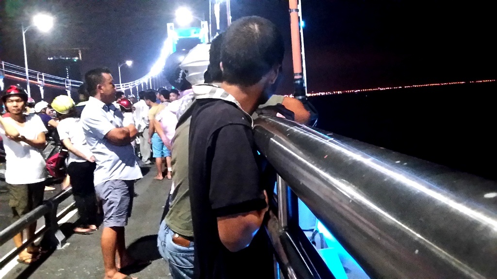 De lai thu tuyet menh, len cau Thuan Phuoc tu tu hinh anh