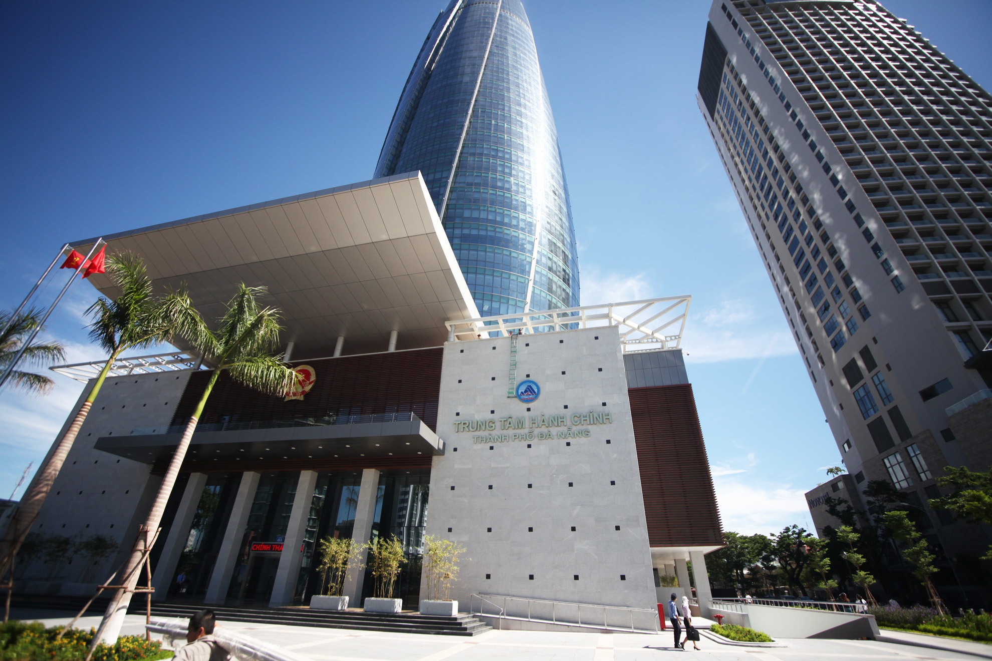 Toa hanh chinh 2.000 ty o Da Nang va nhung hoai nghi hinh anh