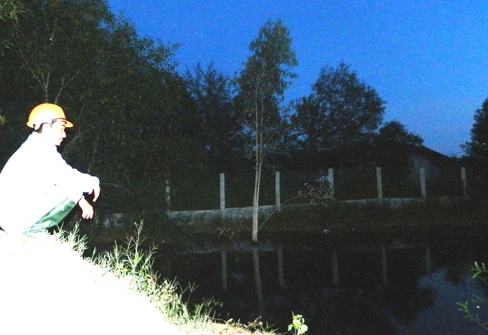 Ba hoc sinh chet duoi sau khi tap da bong hinh anh