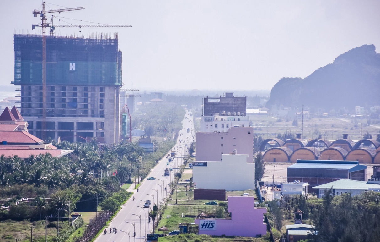 'Bo Quoc phong dong y nha cao tang sat san bay' hinh anh