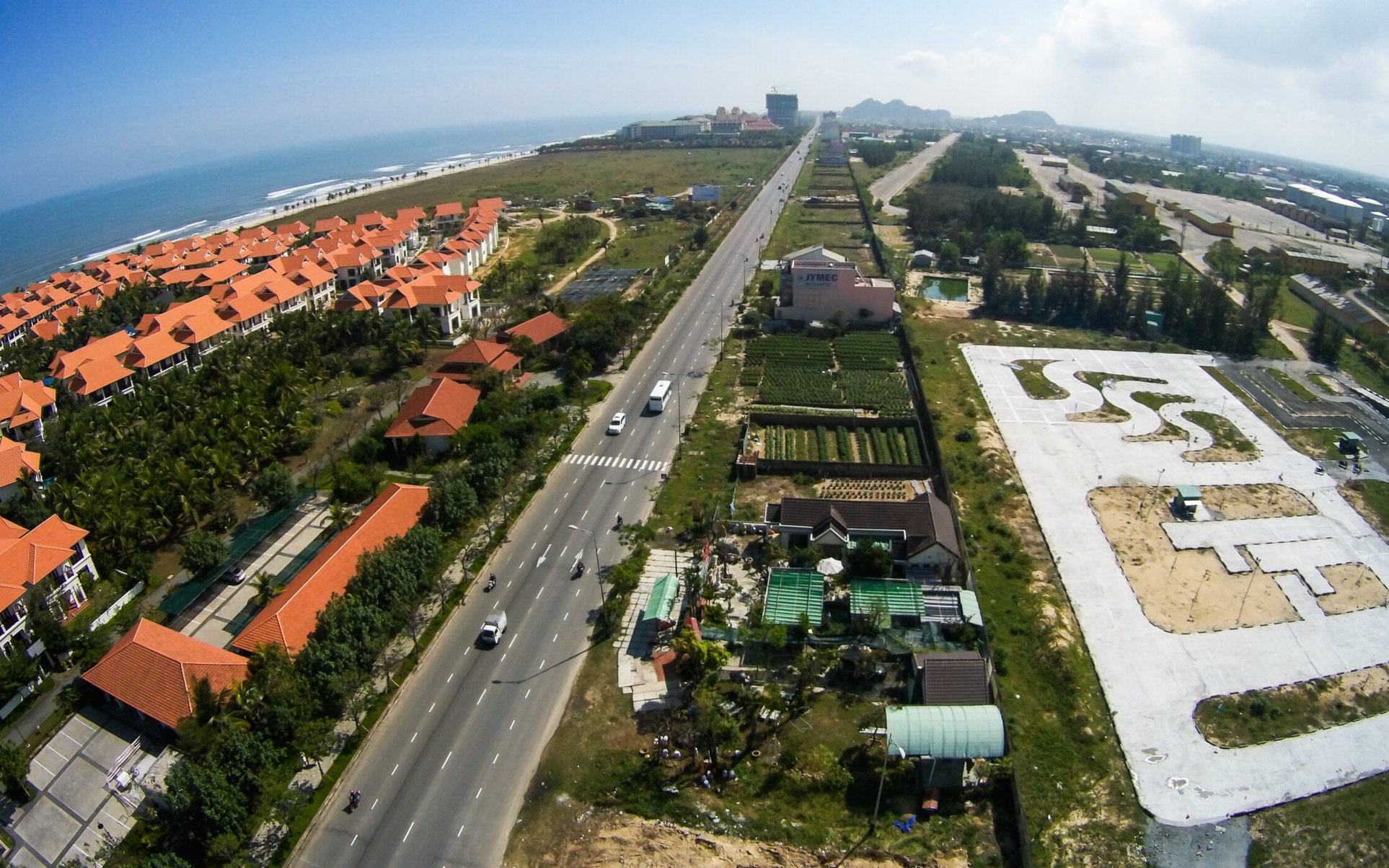 Da Nang tham dinh cac du an lien quan quoc phong hinh anh
