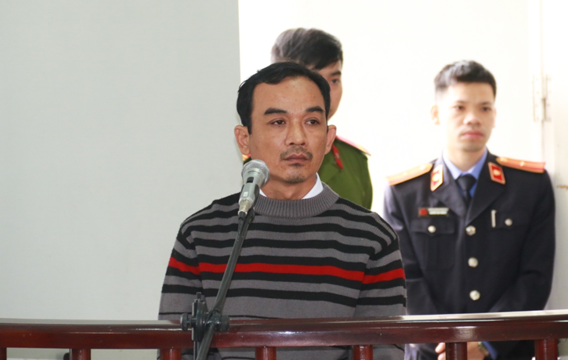 Tai xe tong chet 7 nguoi o Da Nang lanh an 11 nam tu hinh anh