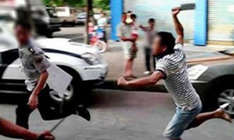 Bang nghien dung roi dien, ma tau gay 22 vu cuop kinh hoang hinh anh