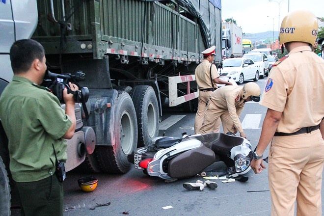 Bi thu Da Nang: Cach chuc lanh dao quan neu TNGT khong giam anh 1