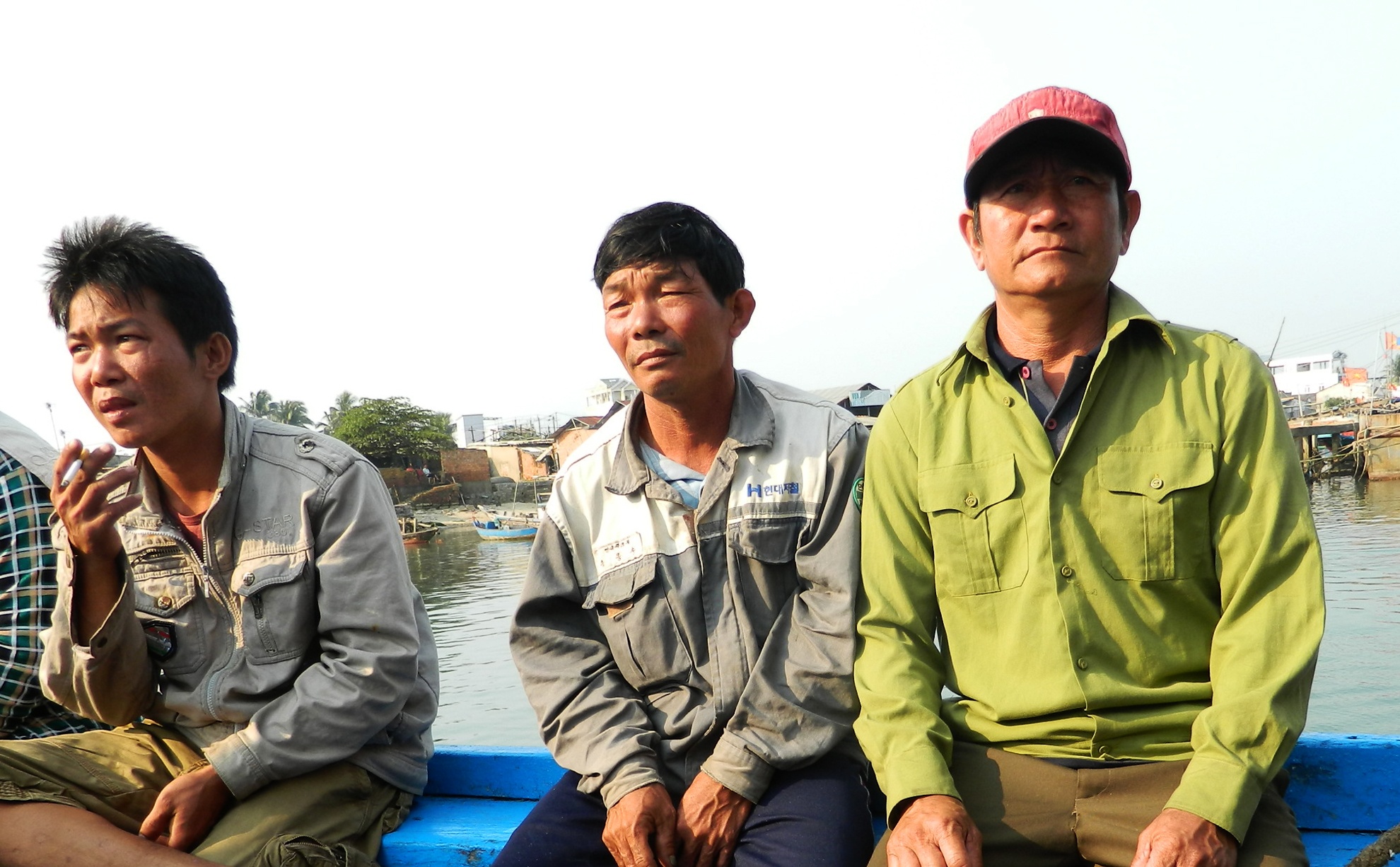 Hai canh Trung Quoc uy hiep ngu dan Viet anh 1