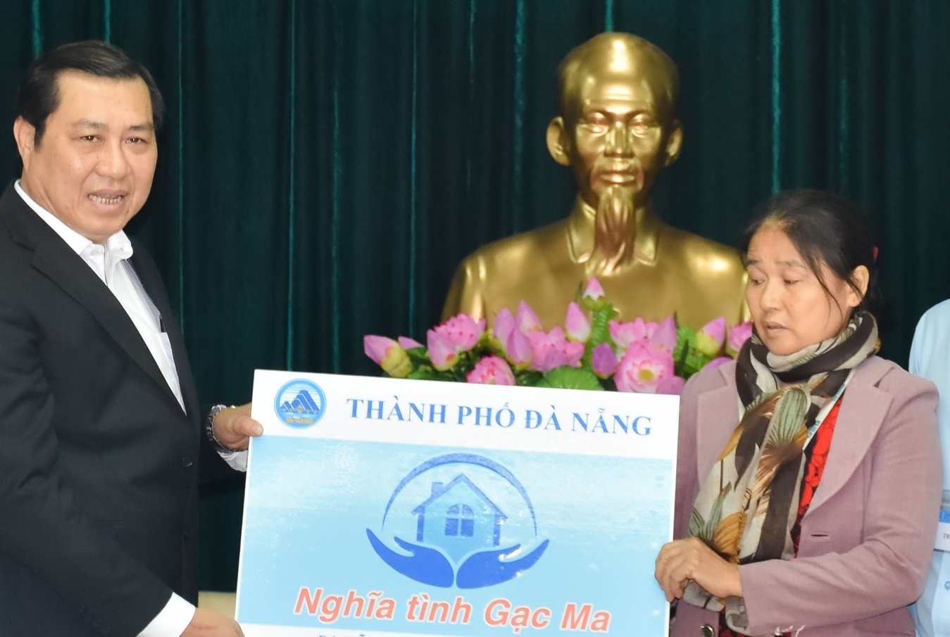 Da Nang bo tri can ho cho than nhan liet si Gac Ma hinh anh