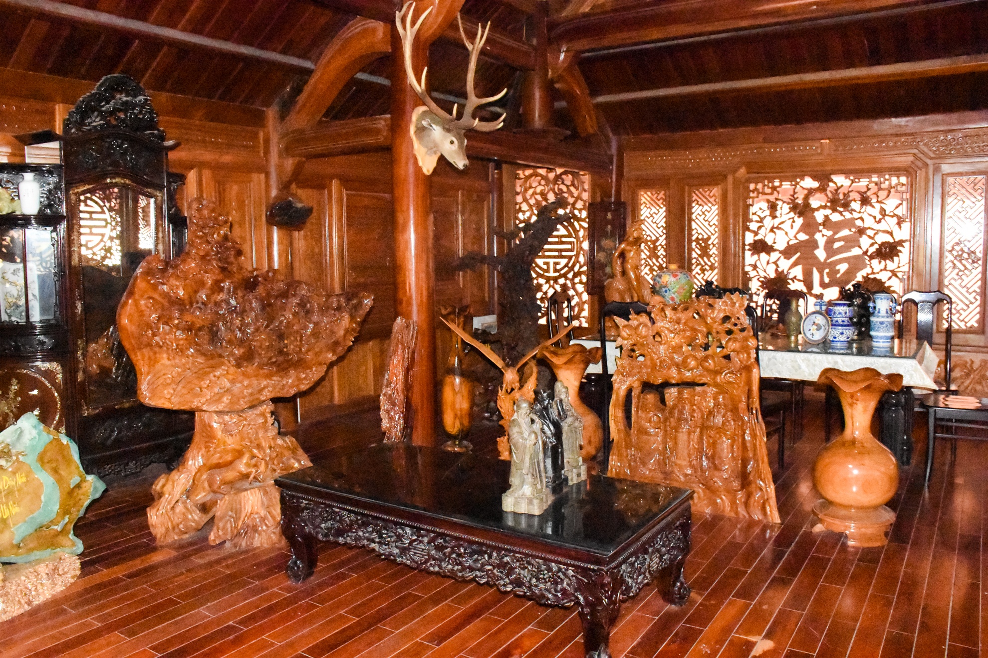 Dai gia vang cham thao do biet phu anh 5