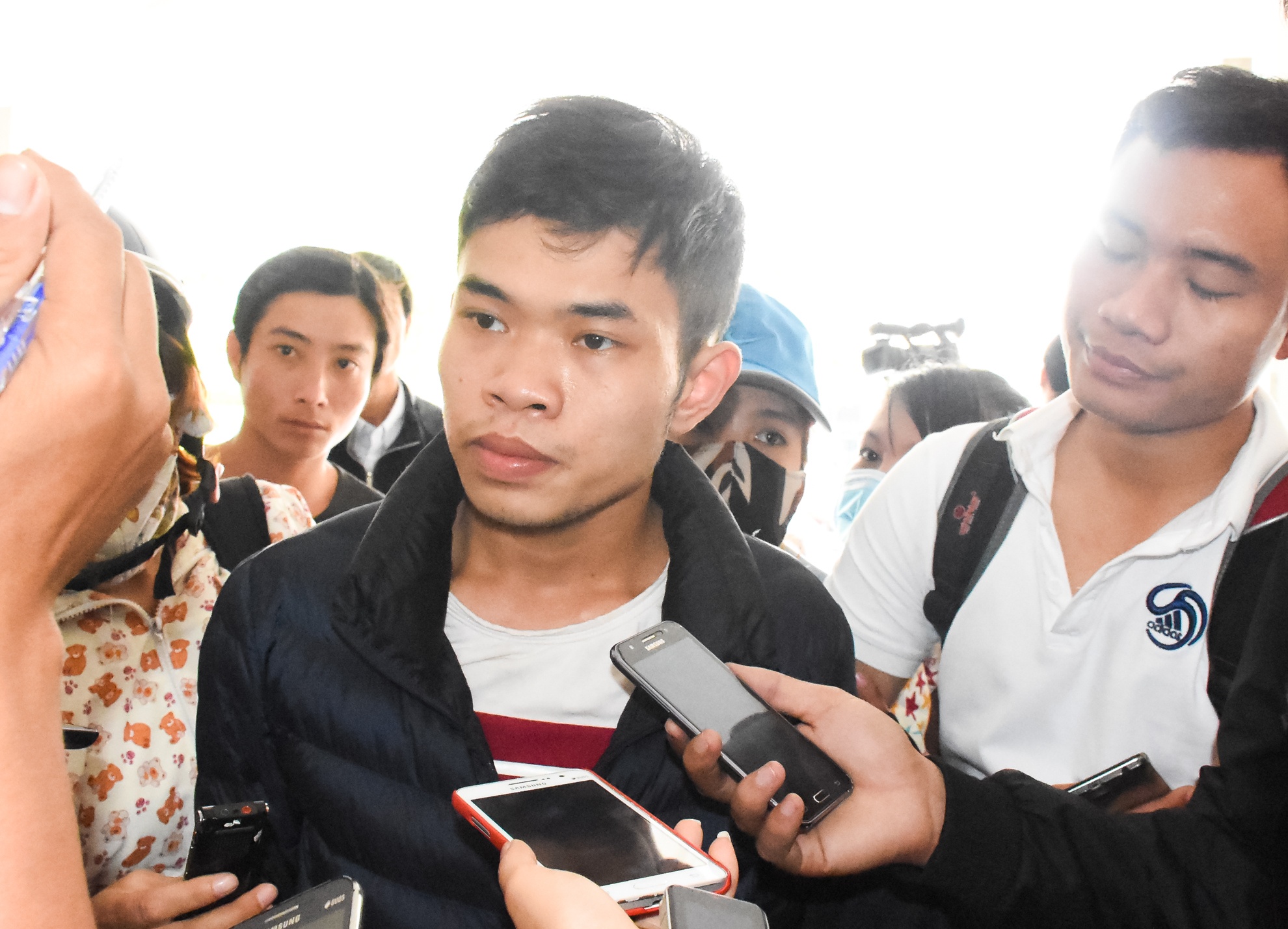 Gia dinh benh nhan tu vong sau mo cau cuu Bi thu Da Nang hinh anh