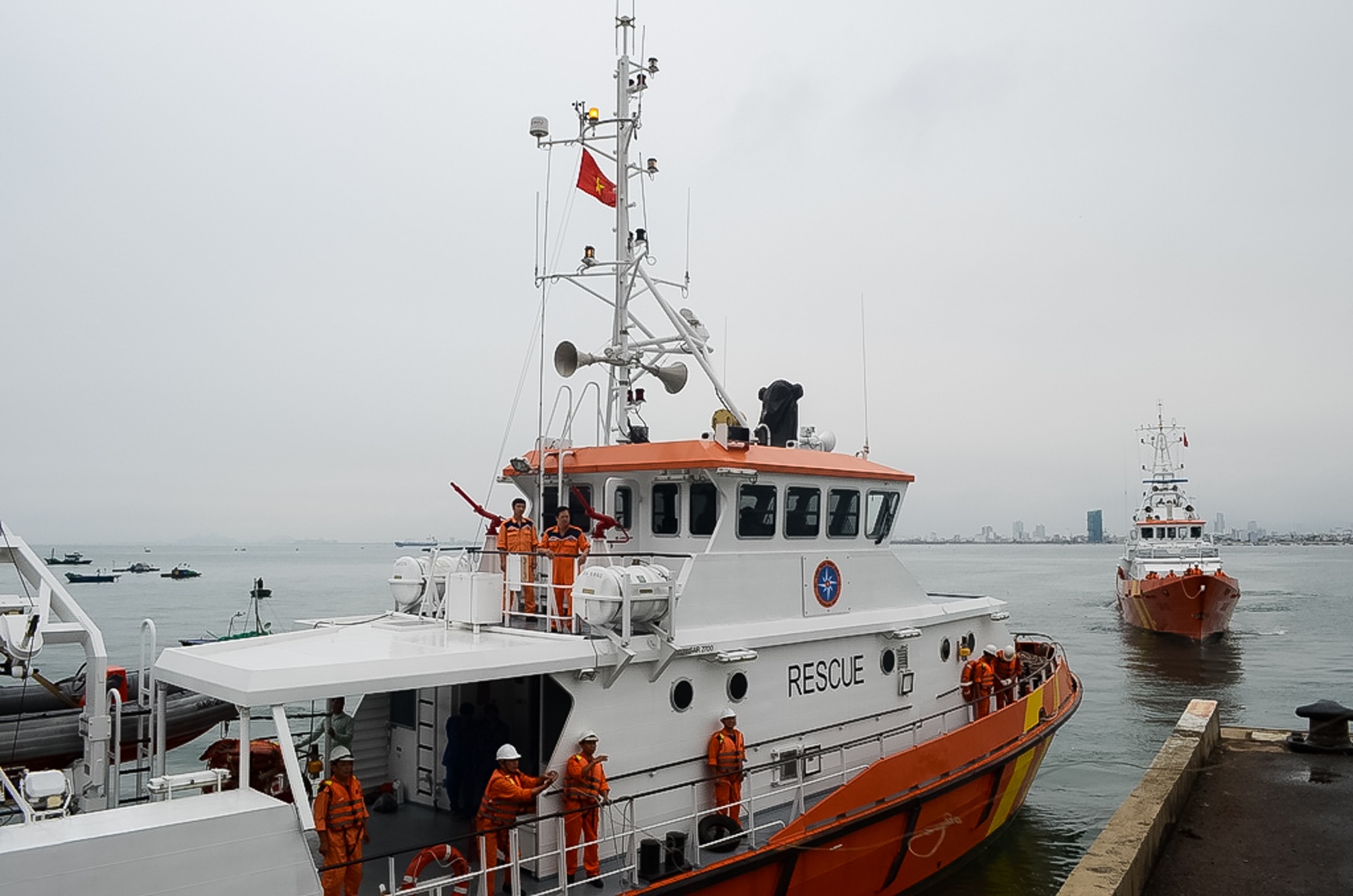 Cuu thanh cong tau 'anh hung Chanchu' bi nan o Hoang Sa hinh anh