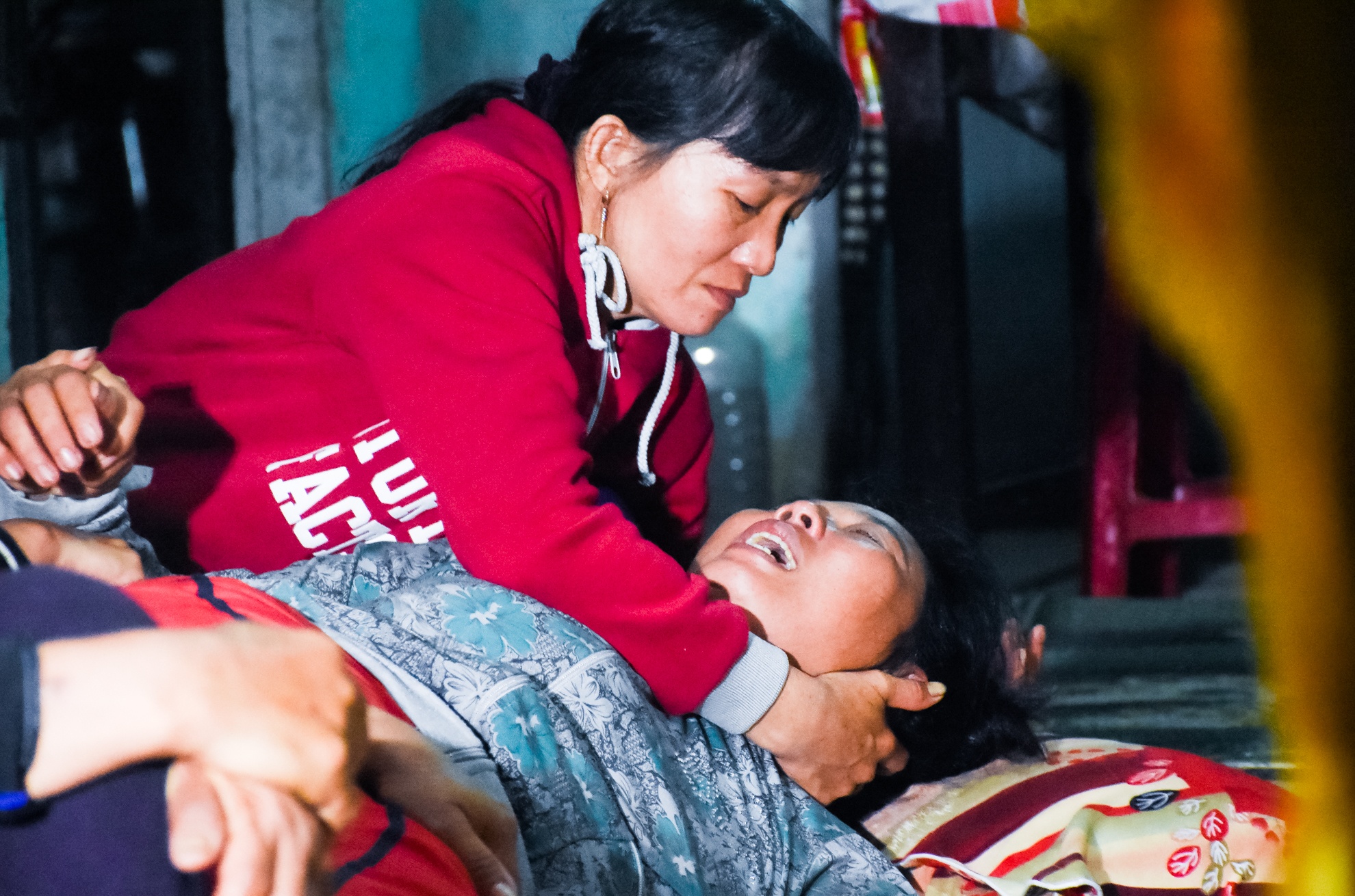 Phut nhay xuong song vot 9 hoc sinh chet duoi o Quang Ngai hinh anh