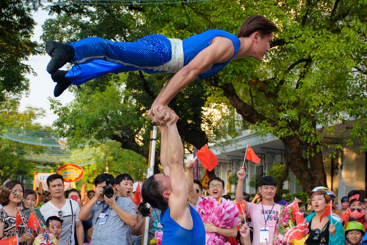 23 quoc gia trinh dien le hoi duong pho Festival Hue hinh anh