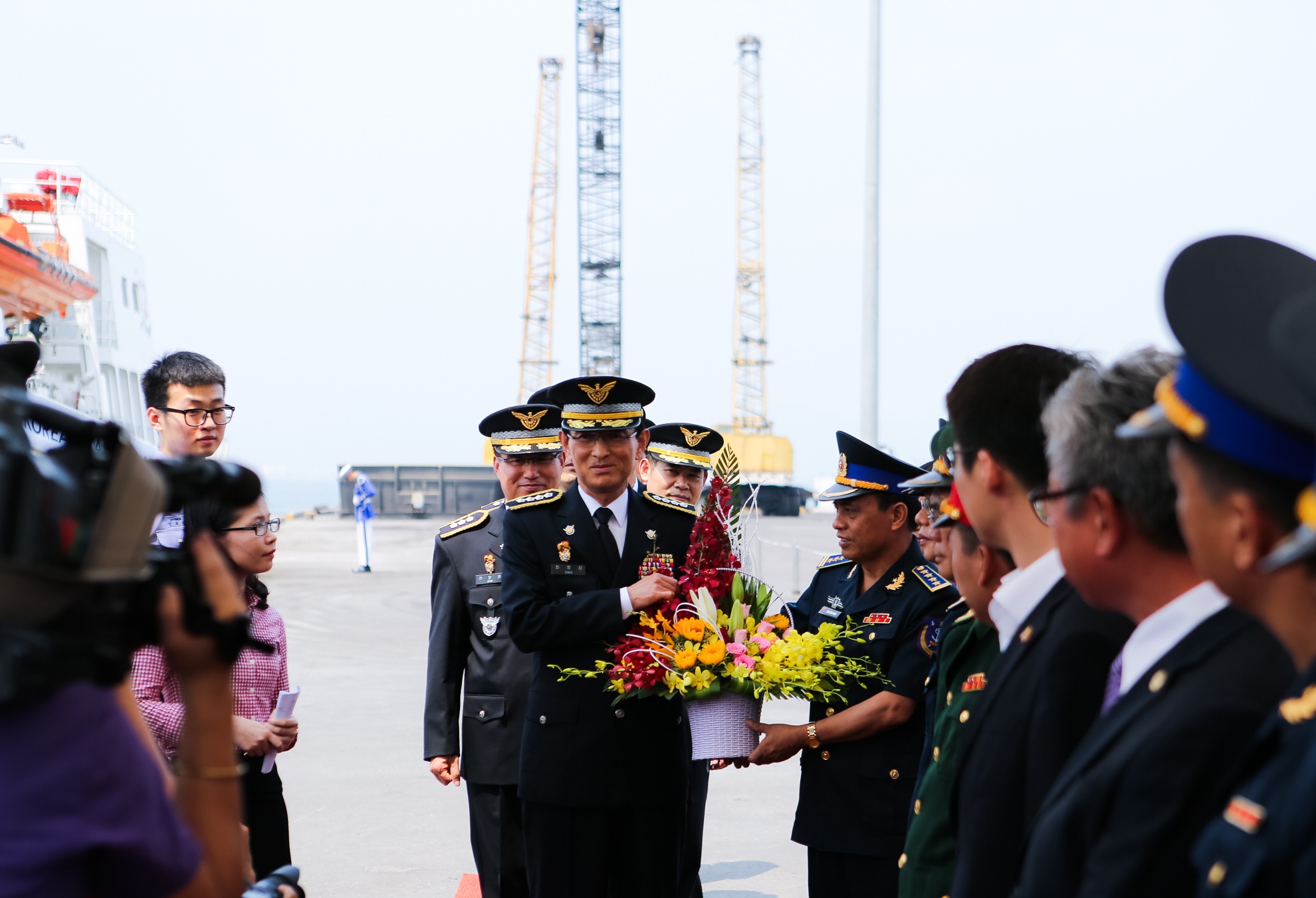 Tàu hàn Quốc thăm Đà Nẵng ảnh 1 Tau han Quoc tham Da Nang anh 1