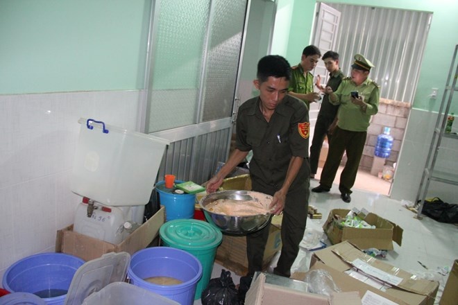 Cơ sở thực phẩm bẩn ảnh 1 Co so thuc pham ban anh 1