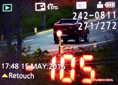 'Quai xe' tong xe CSGT da ra trinh dien hinh anh