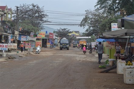 Chi buon ga bi giet, cuop tien luc rang sang hinh anh