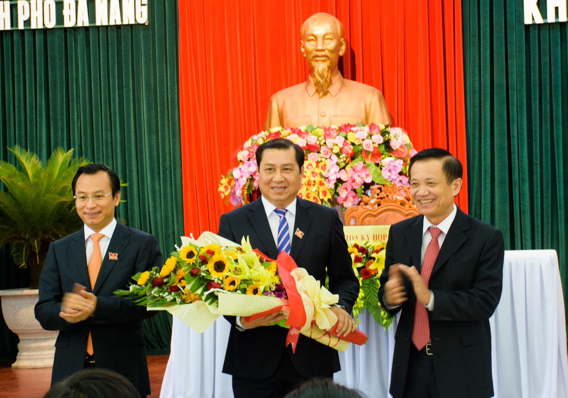 bí thư tp đà nẵng ảnh 2 bi thu tp da nang anh 2