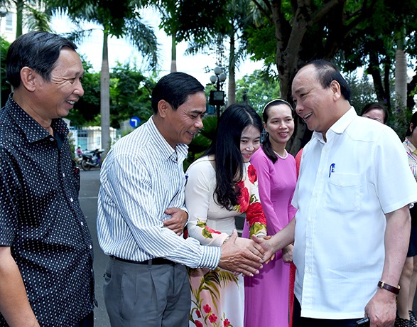 Thu tuong: Can quan tam giu nuoc va rung hinh anh