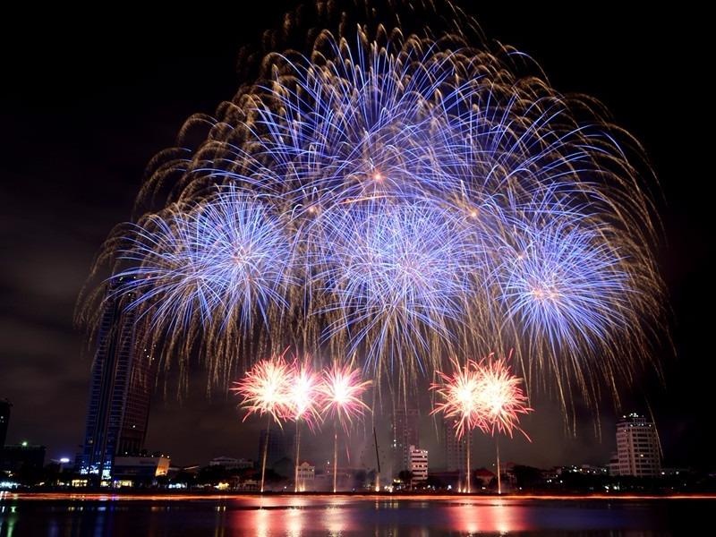 Cuoc thi ban phao hoa Da Nang se keo dai 3 tuan hinh anh