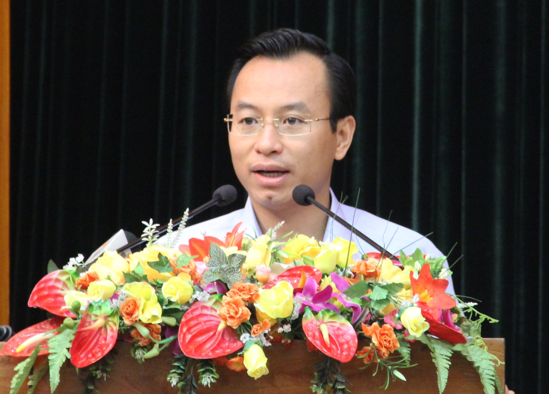 Bi thu Da Nang: Khong ky thi khach du lich Trung Quoc hinh anh