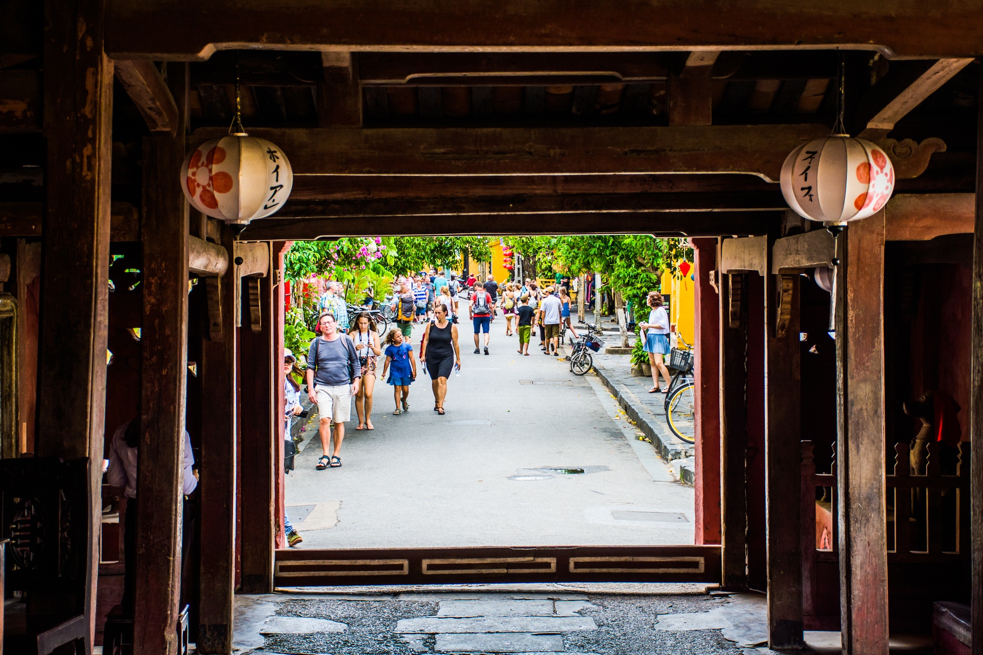 Chua cau Hoi An sap sap anh 8