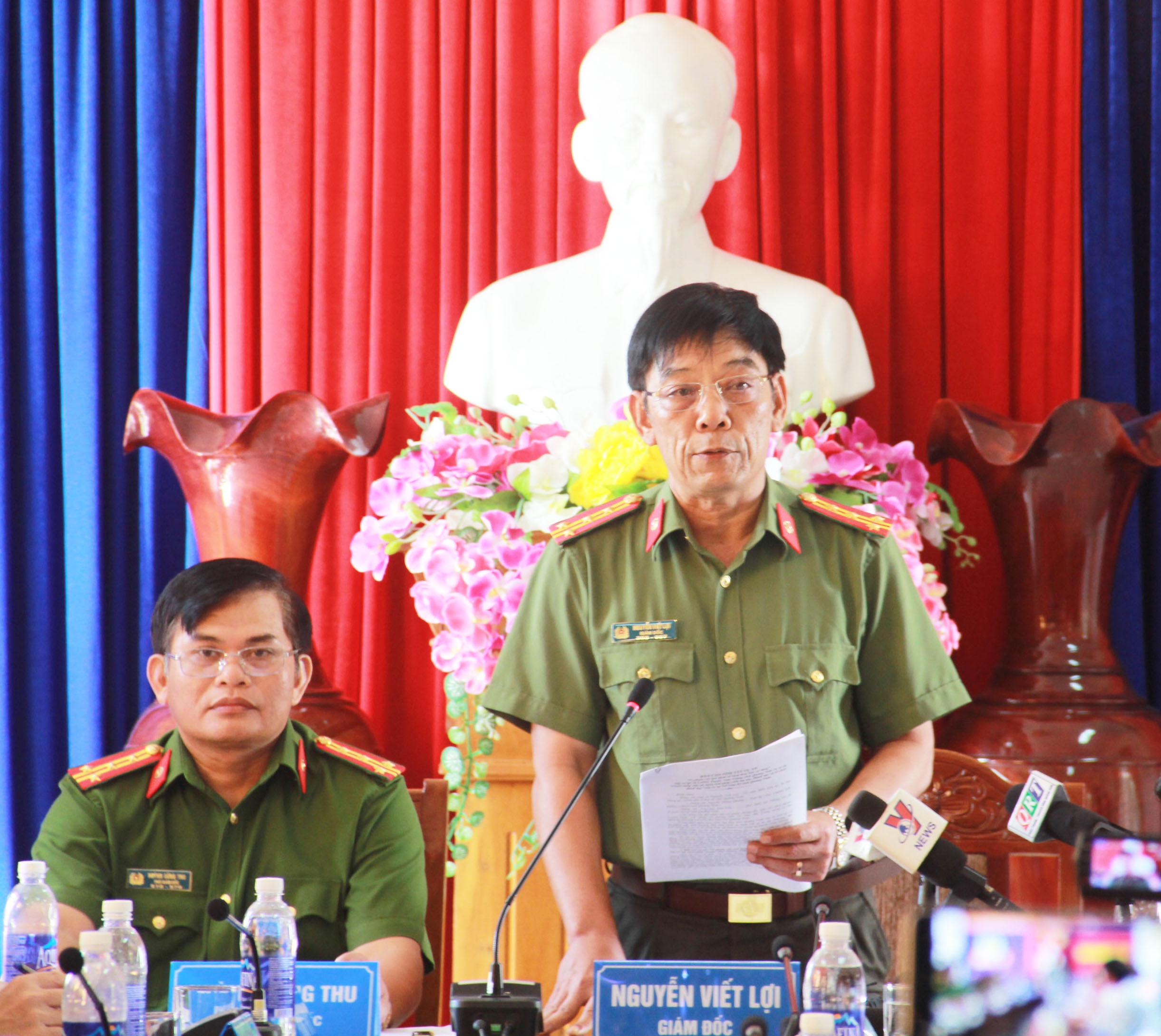 Phá rừng pơ mu ở Quảng Nam ảnh 1 Pha rung po mu o Quang Nam anh 1