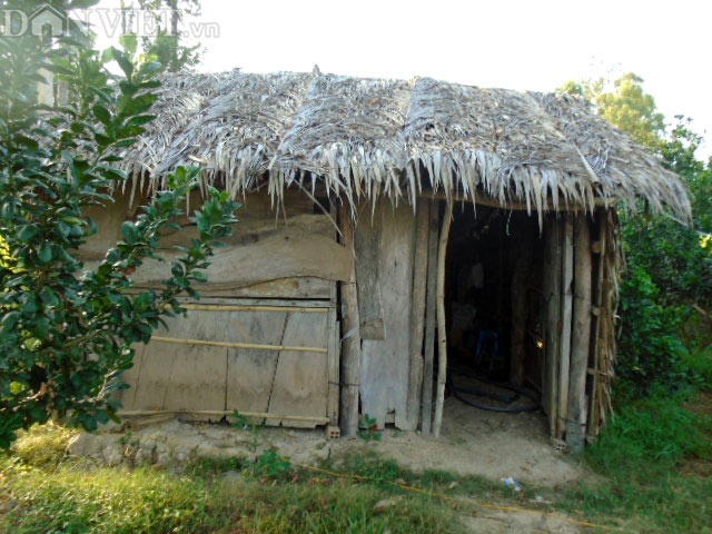 Cach chuc chu tich xa vao choi voi nu nhan vien khoa than hinh anh