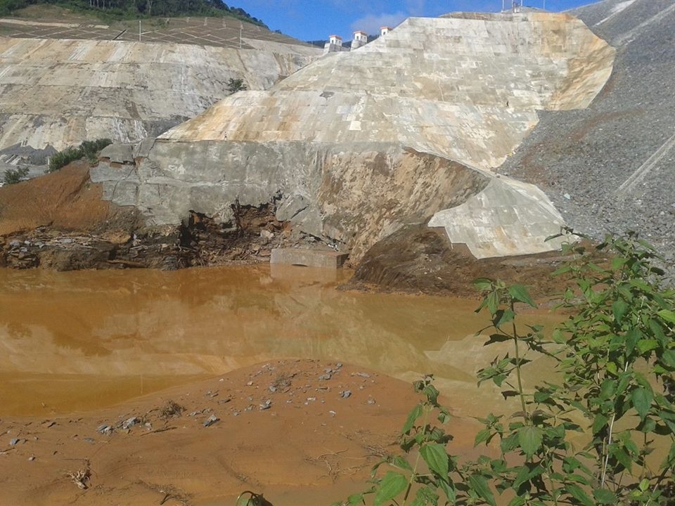 Vo dap thuy dien o Quang Nam anh 2