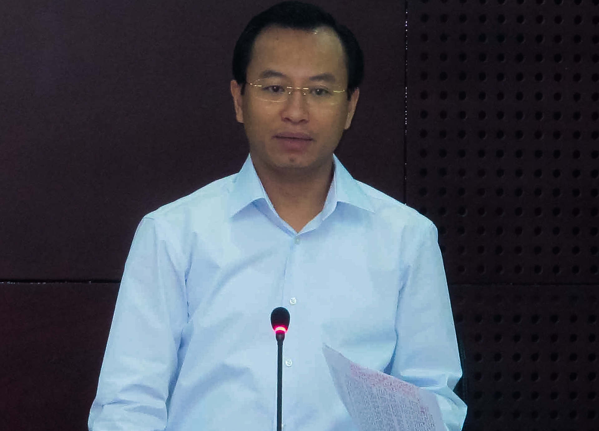 Can bo nhan tien 30-50 trieu de dan xay nha trai phep hinh anh