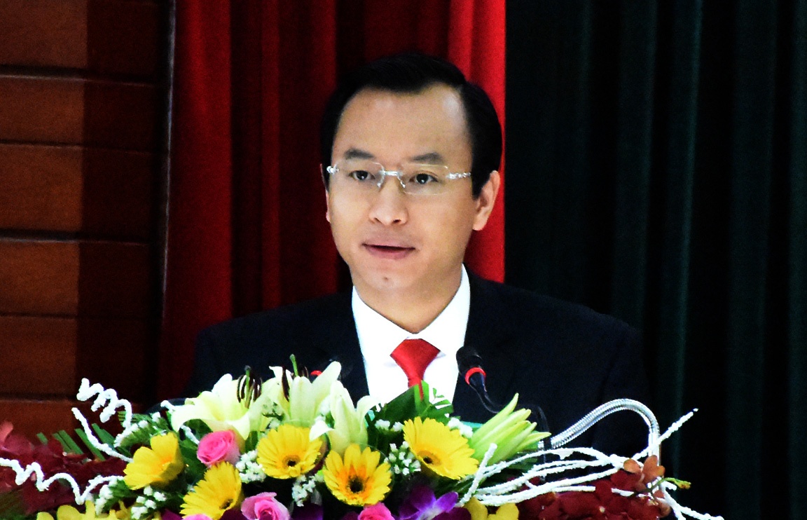 'Co hay khong viec cong an lien he xa hoi den?' hinh anh