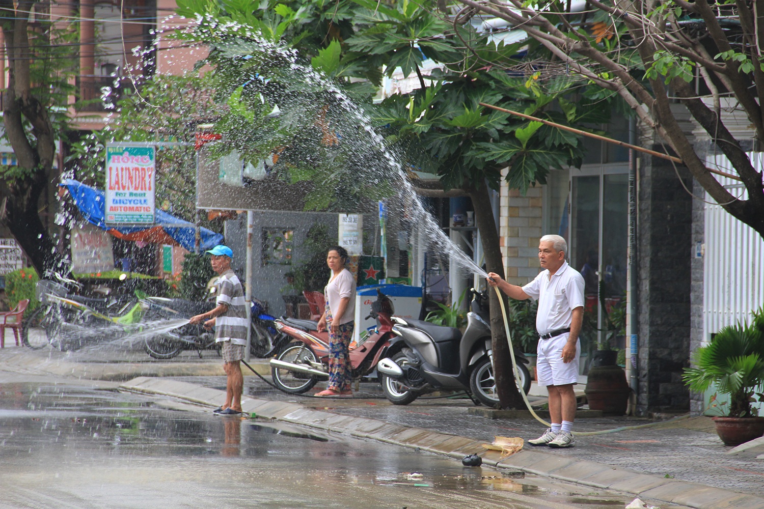 Mua lu o mien Trung anh 2