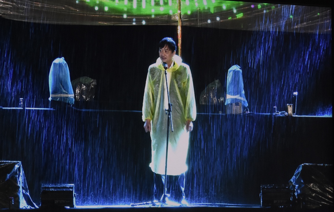 Lanh dao Da Nang dung giua troi mua chuc Tet nguoi dan hinh anh