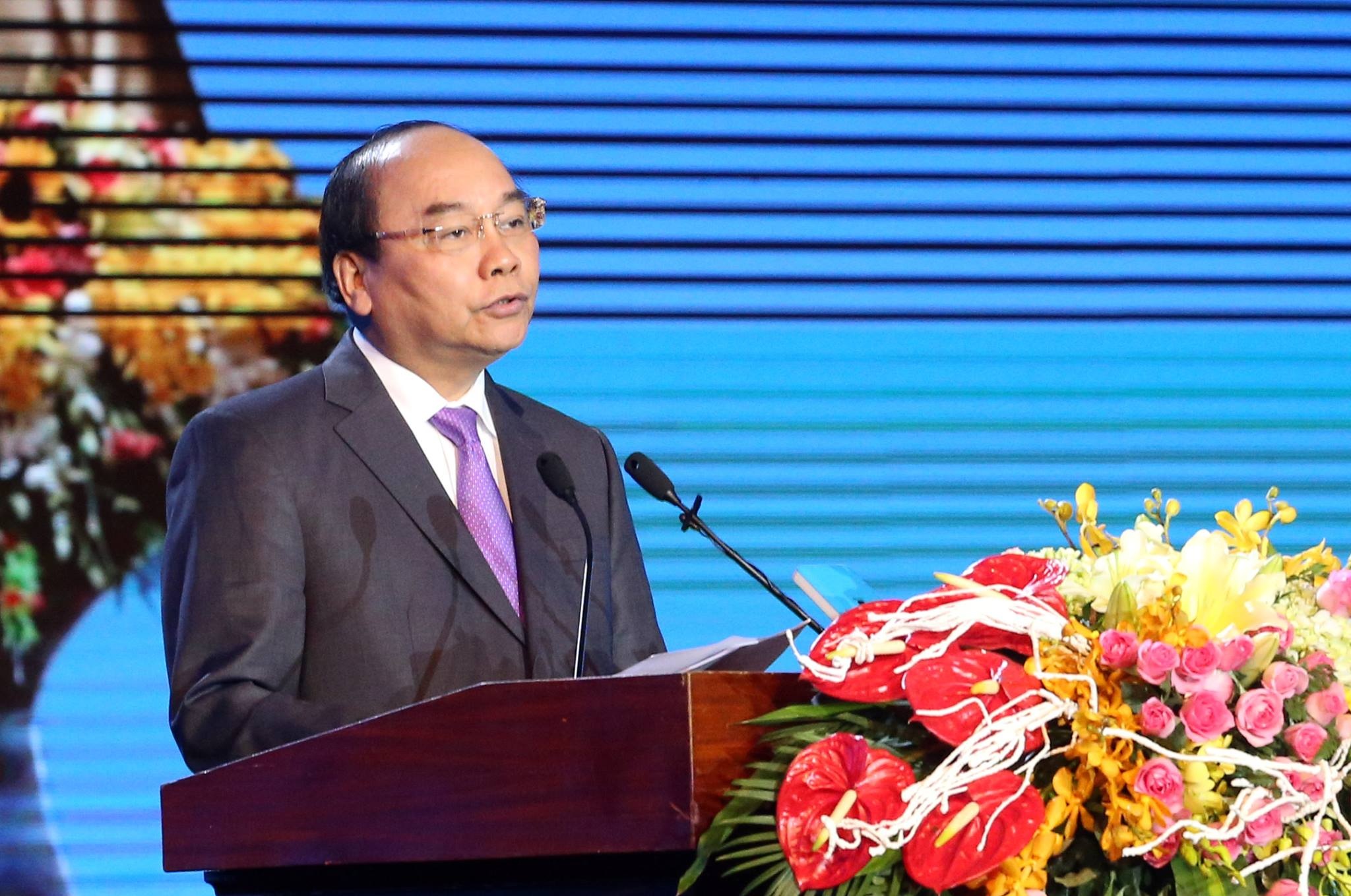 Ky niem 20 nam thanh pho truc thuoc Trung uong anh 1