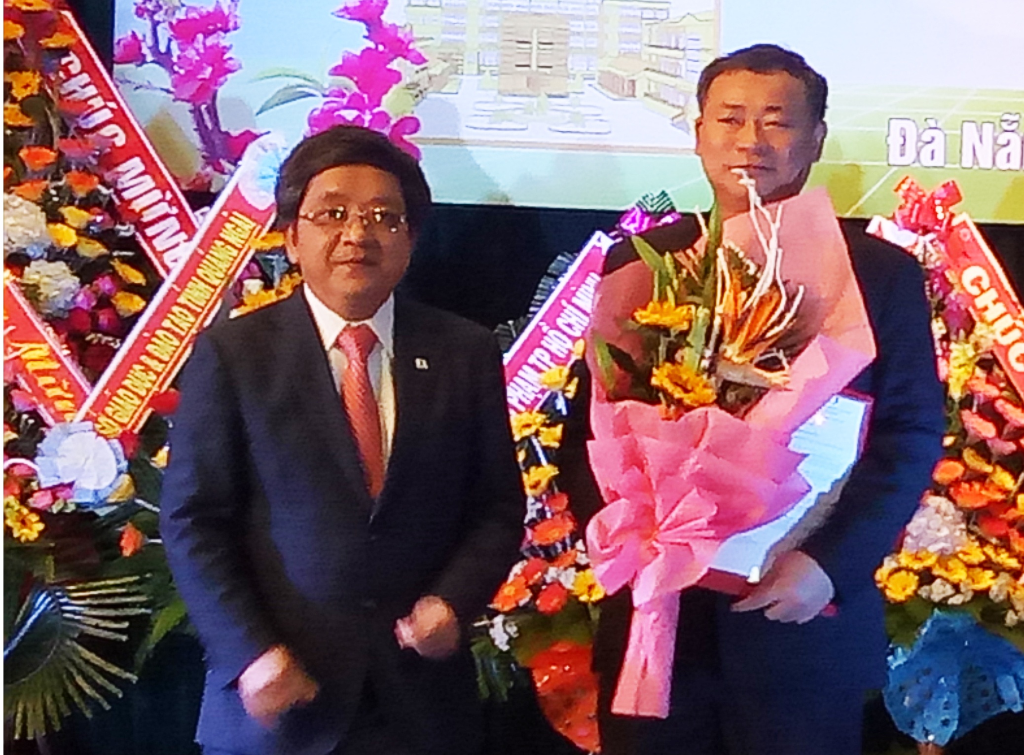 Dai hoc Su pham Da Nang co hieu truong moi hinh anh