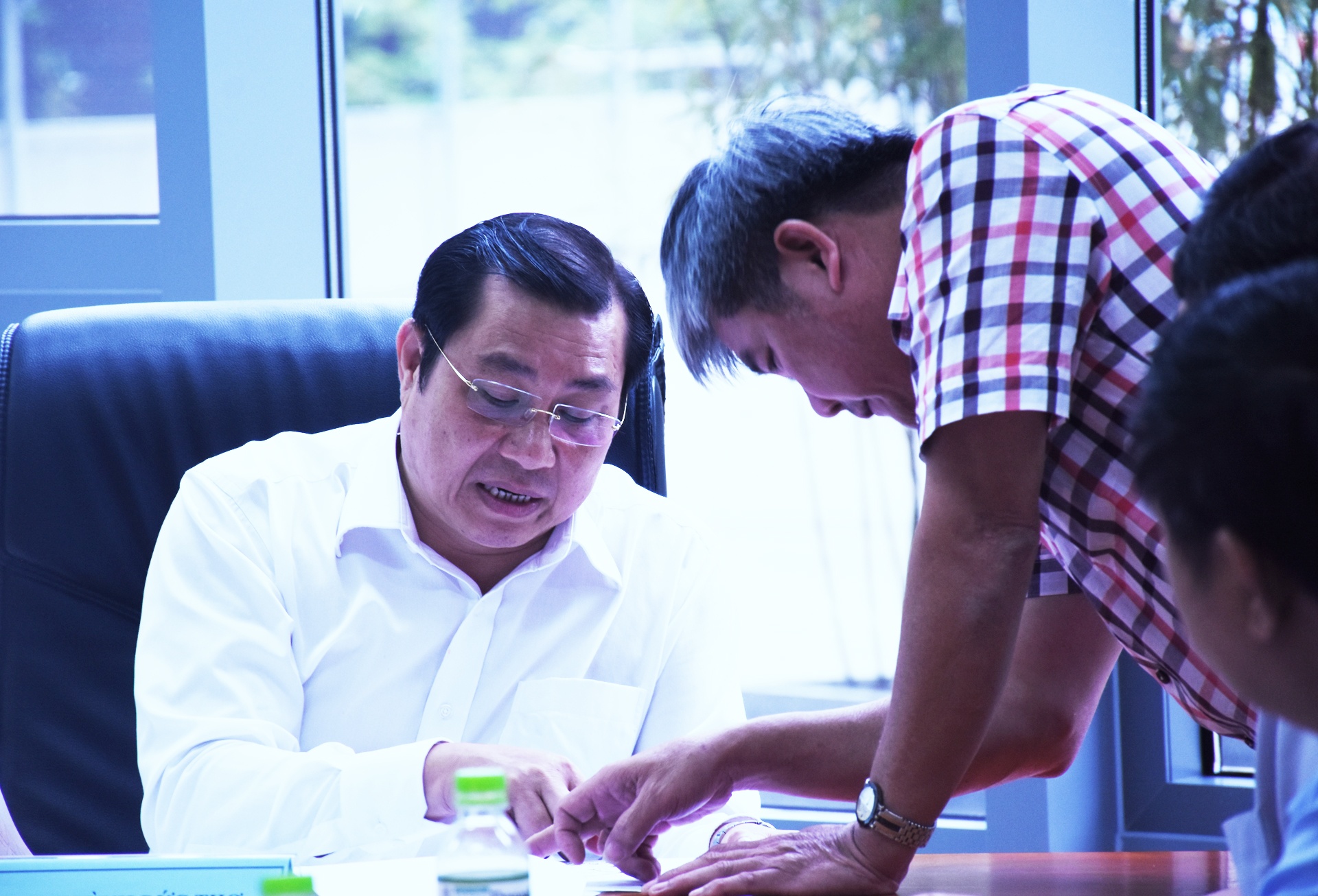 Chu tich Da Nang cong khai xin loi dan hinh anh