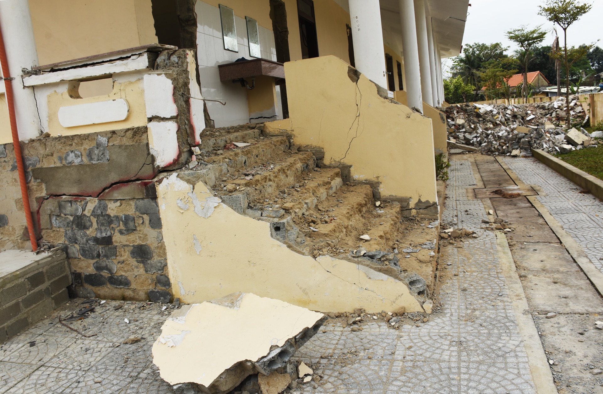 Trung tam van hoa o Da Nang chua dung da hong anh 7