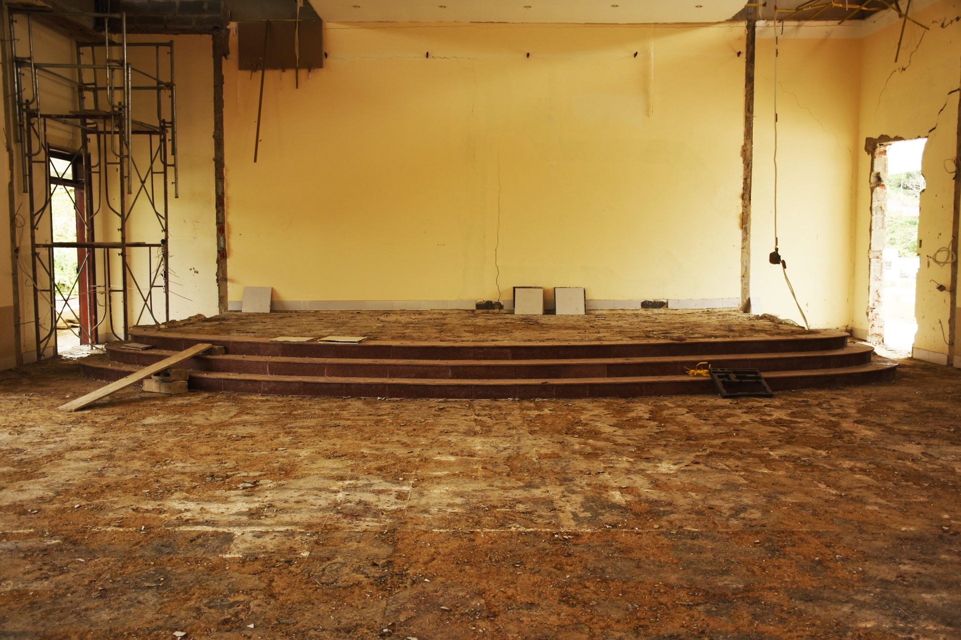 Trung tam van hoa o Da Nang chua dung da hong anh 10