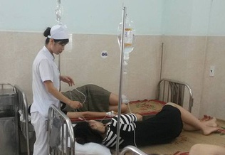 Da Nang tra toan bo vien phi cho du khach bi ngo doc sau khi an com hinh anh